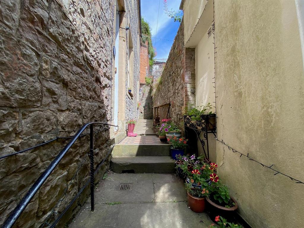 Entrance.jpg