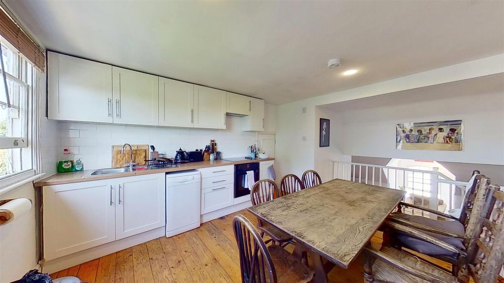 Elmbourne-Road-Tooting-SW17-06222022 213713.jpg