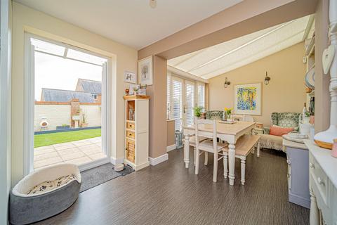 65 Cranesbill Road, Melksham, SN12 7GN