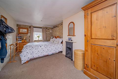 3 bedroom semi-detached house for sale, Woodrow Road, Melksham SN12