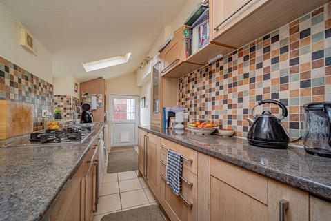 3 bedroom semi-detached house for sale, Woodrow Road, Melksham SN12