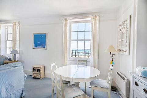 3 bedroom apartment for sale, Marine Parade, Lyme Regis