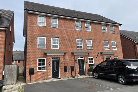 3 bedroom townhouse for sale, Filter Bed Way, Sandbach