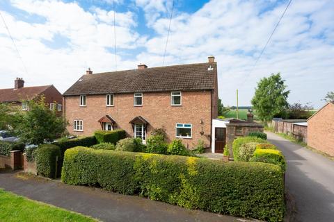 3 bedroom semi-detached house to rent, Butt Hedge, Long Marston, York