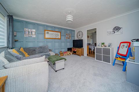 6 Barnes Wallis Close, Bowerhill, Melksham, SN12 6UJ