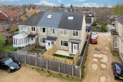 3 bedroom end of terrace house for sale, Semington Road, Melksham SN12