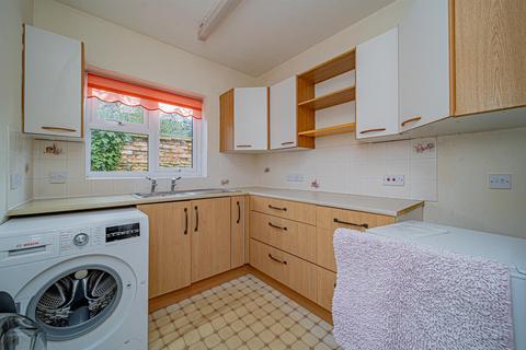 2 bedroom retirement property for sale, Spa Road, Melksham SN12