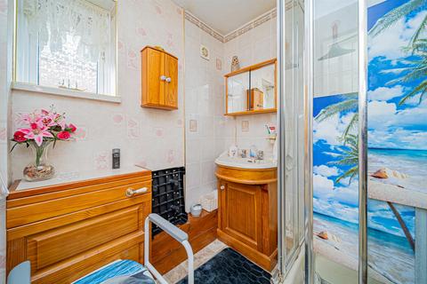 45 Brecon Close, Melksham, SN12 7RZ