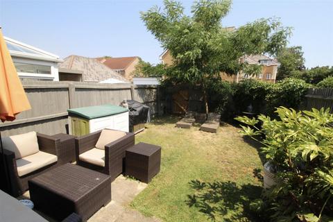 4 bedroom semi-detached house for sale, Doulton Gardens, Poole
