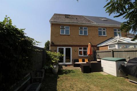 4 bedroom semi-detached house for sale, Doulton Gardens, Poole