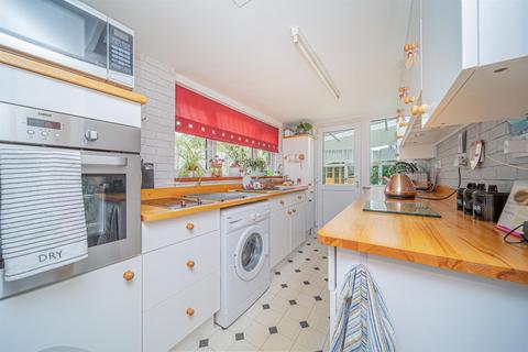 36 West End, Melksham, SN12 6HJ