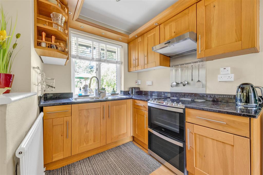 Kitchen / Breakfast Room