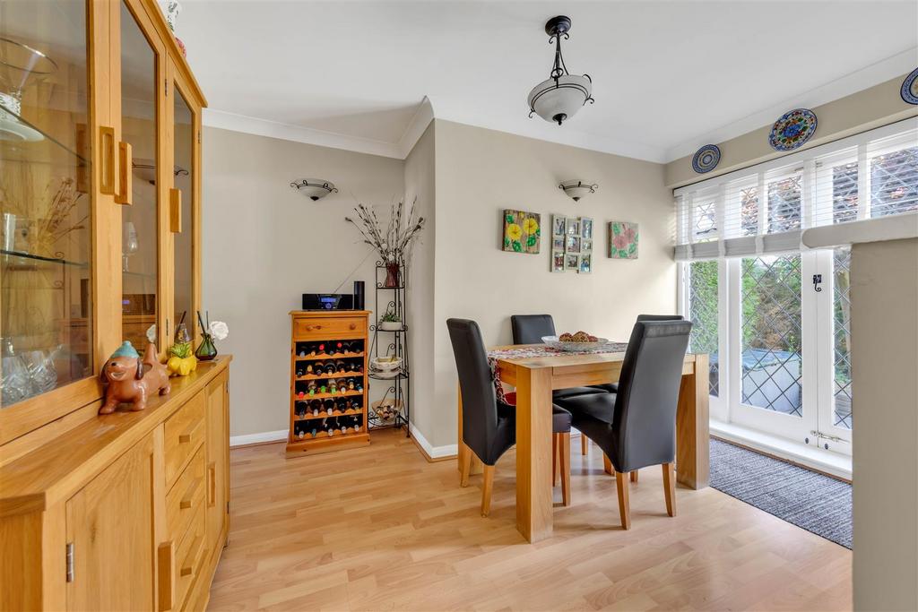 Kitchen / Breakfast Room
