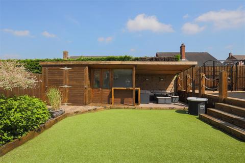 2 Thorley Drive, Cheadle, Stoke-on-trent, ST10 1SA