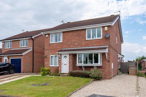 2 bedroom semi-detached house for sale, Halladale Close, Woodthorpe, York, YO24 2XJ