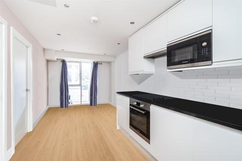 1 bedroom apartment for sale, Sutton Court Road, Sutton