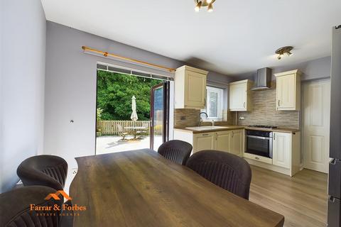 5 Beckside Close, Trawden, Colne, BB8 8TG