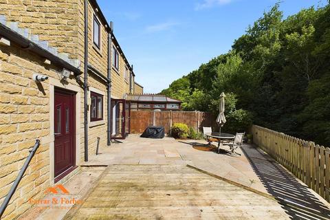 5 Beckside Close, Trawden, Colne, BB8 8TG