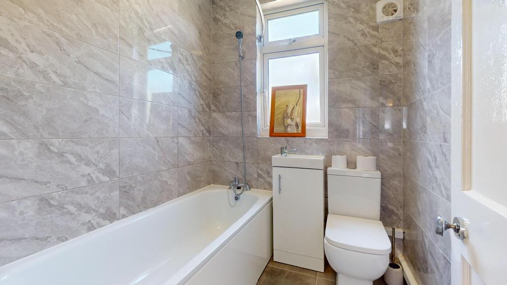 26-Cannington-Road-07012024 171510.jpg