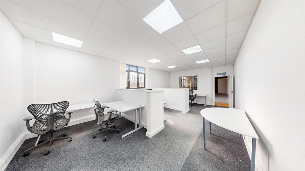 110 Brooker Road - Fxnn V6q2 V82 W7uu ADQ6 E.jpg