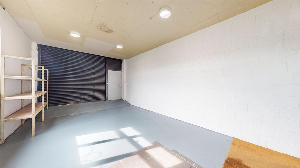 110 Brooker Road - JP8 P4p X8 QUHAs Ytvqu Ez.jpg