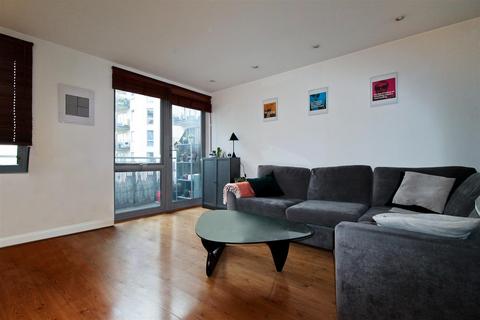 2 bedroom apartment for sale, Wick Lane, London E3