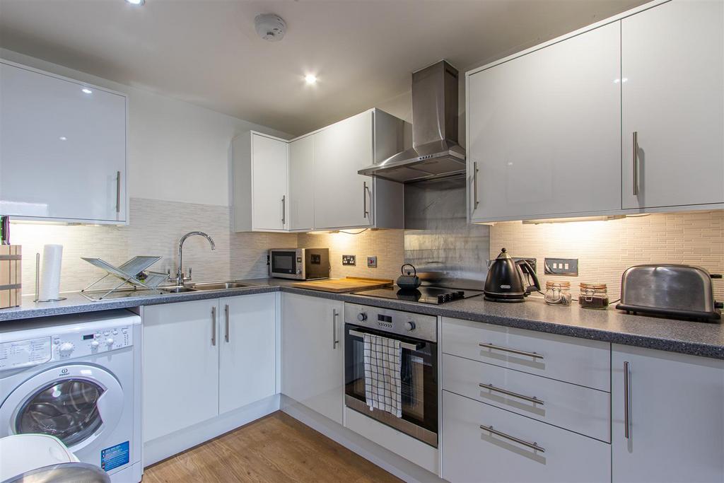 Cathays Terrace 190, 11-1.jpg