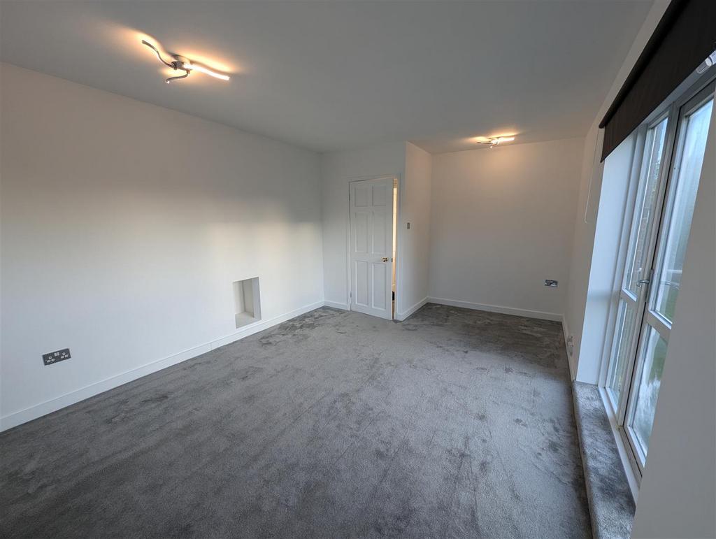 Lounge use1.jpg