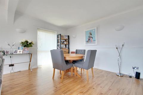 4 bedroom detached house for sale, Mill Road, Lancing