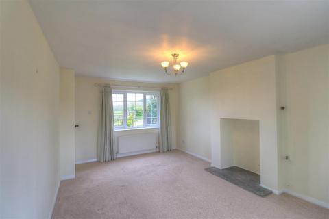 3 bedroom semi-detached house to rent, Kersoe, Pershore