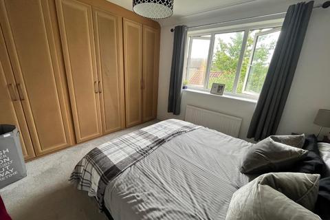 70 Carters Close, Stevenage, SG2 9QA
