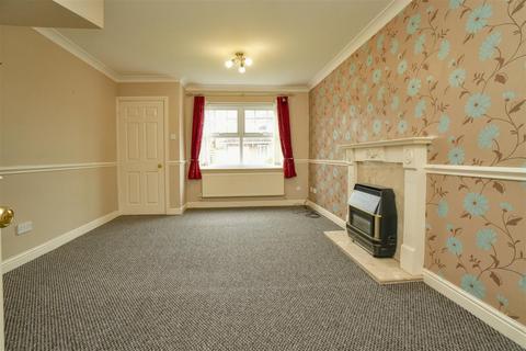 2 bedroom semi-detached house to rent, Whiteoak Avenue, Easingwold, York