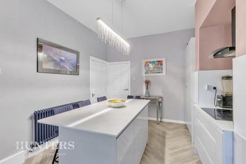 122 Chapel Road, Oldham, OL8 4QJ
