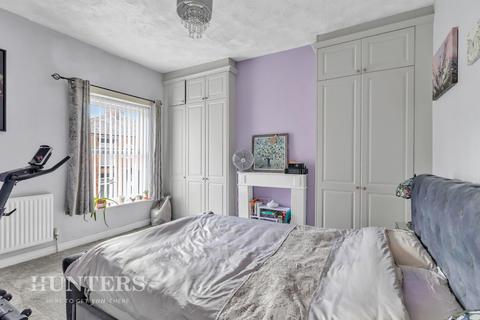 122 Chapel Road, Oldham, OL8 4QJ