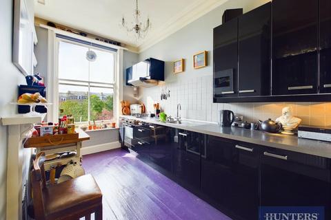 2 bedroom house for sale, Prince Of Wales Terrace, Scarborough