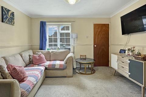 2 bedroom end of terrace house for sale, The Rowans, Milton Cambridge CB24