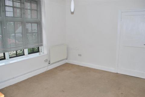 1 bedroom maisonette for sale, Southend Road, Beckenham, BR3