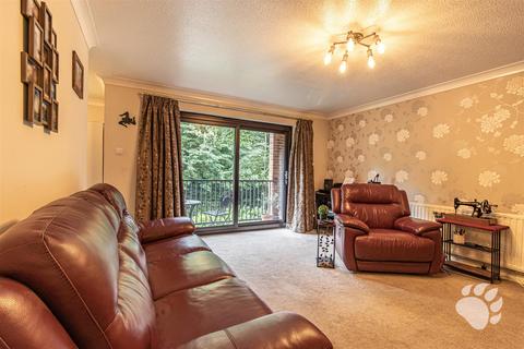 2 bedroom apartment for sale, Broomwood Gardens, Brentwood CM15