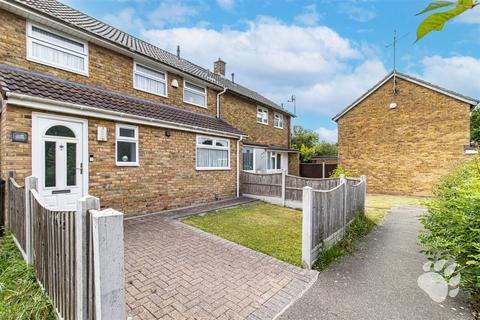 3 bedroom terraced house for sale, Mapleford Sweep, Basildon SS16