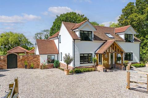 5 bedroom detached house for sale, Ludgores Lane, Danbury