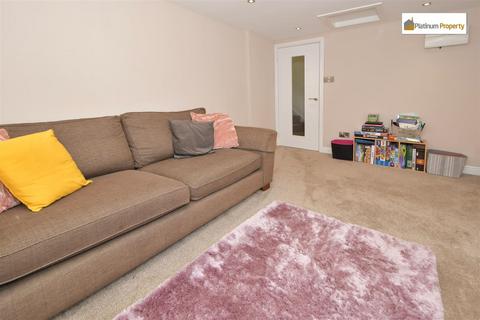 Hillside Breach Lane, Tean, Stoke-on-trent, ST10 4JL