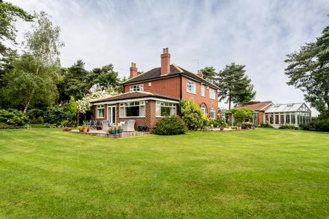 4 bedroom detached house for sale, St. Johns Road, Laughton, Sheffield