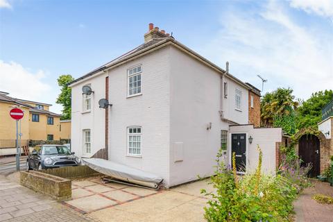 2 bedroom semi-detached house for sale, Brighton Road, Surbiton
