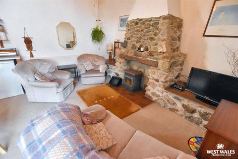 2 bedroom barn conversion for sale, Castle Morris, Haverfordwest