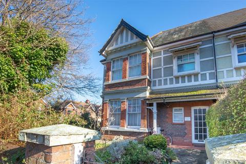 1 bedroom flat for sale, Shakespeare Road, Worthing