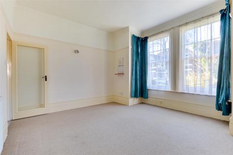 1 bedroom flat for sale, Shakespeare Road, Worthing