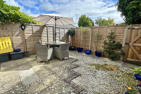 11 Abbey Mews, Alcester, B49 5BY