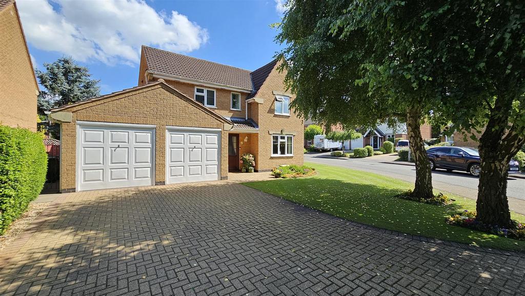 Campion Way, Bingham 4 bed detached house for sale £549,000
