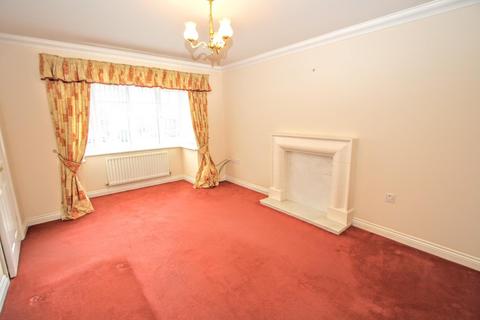 4 bedroom detached house to rent, Falmouth Drive, Darlington