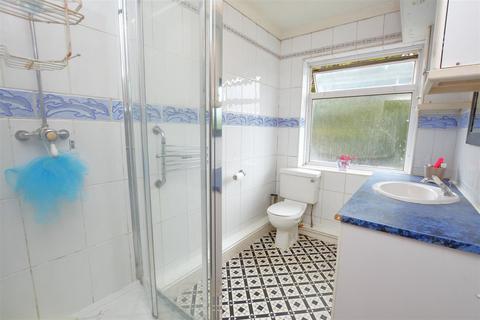 12 Lewis Road, Mitcham, CR4 3DE